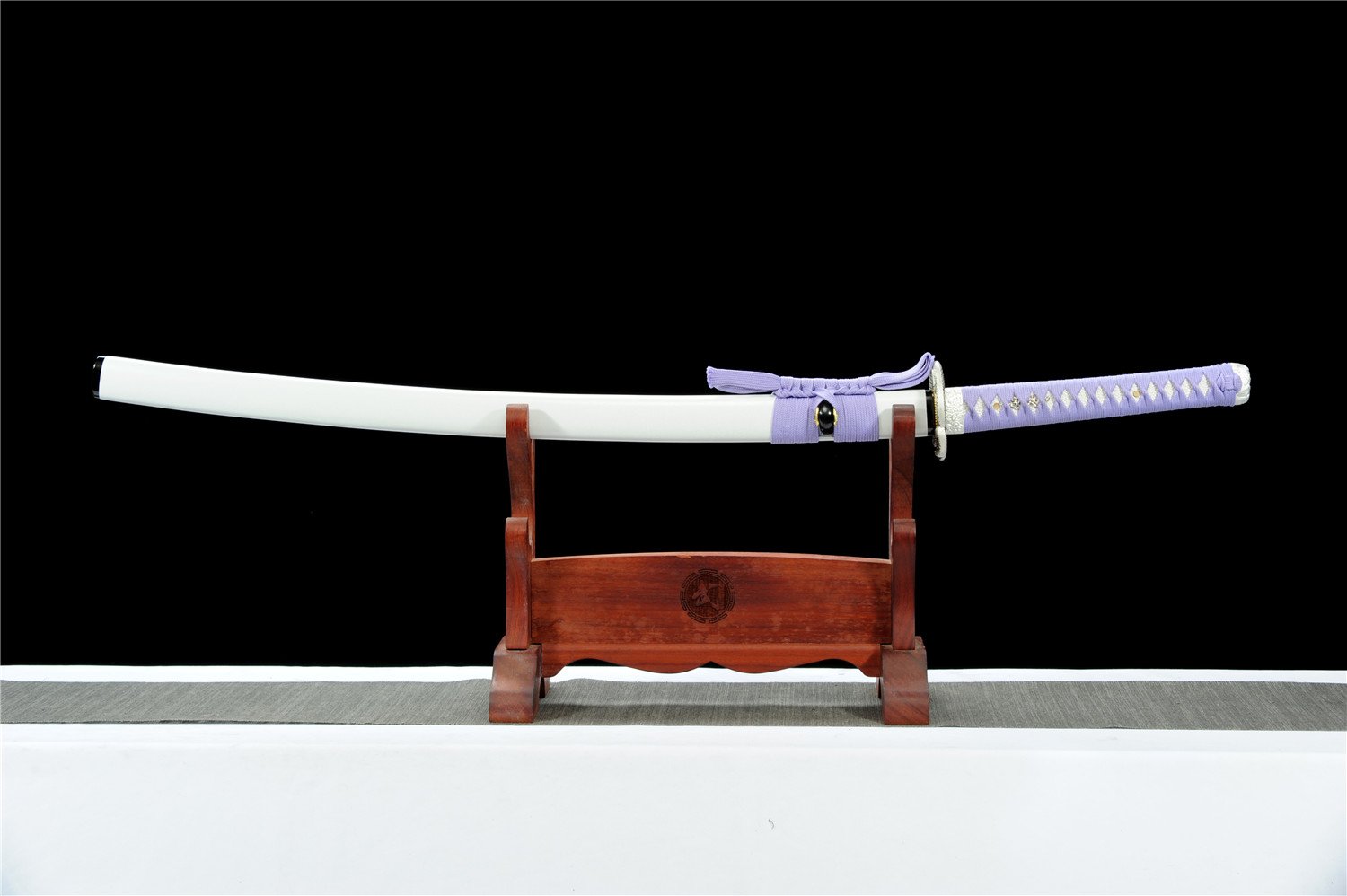 white snake inspired medium carbon steel katana: 73cm blade length, 26cm handle & exquisite brocade box white snake inspired medium carbon steel katana: 73cm blade length, 26cm handle & exquisite brocade box